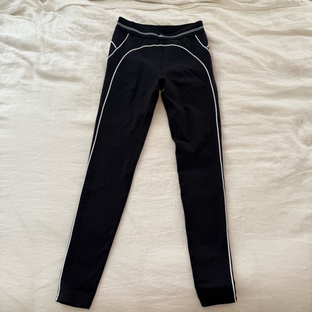 ALO Yoga Black Leggings with White Trim - Worn Once!